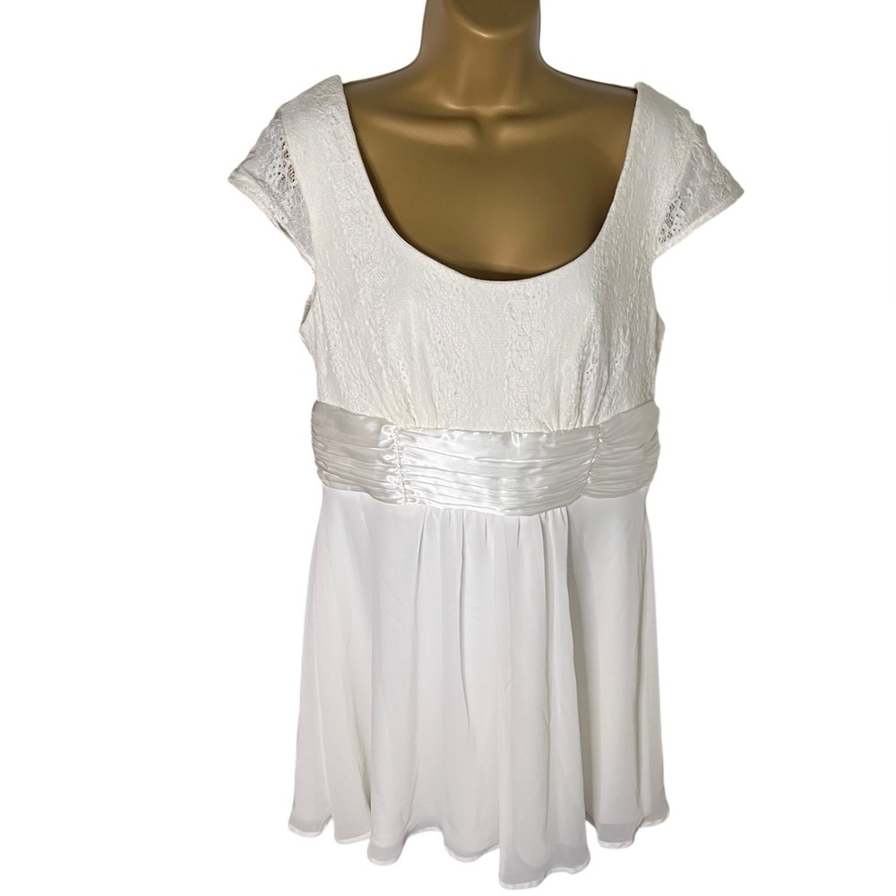 Vintage Y2K Teeze Me Fit & Flare Mini Dress Crisscross Back Lace Bodice White 13